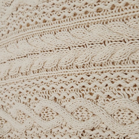 Yorkshire Knitting Co. Cream Turtle Neck Fishermans Vintage Sweater. Size L - Picture 7 of 9